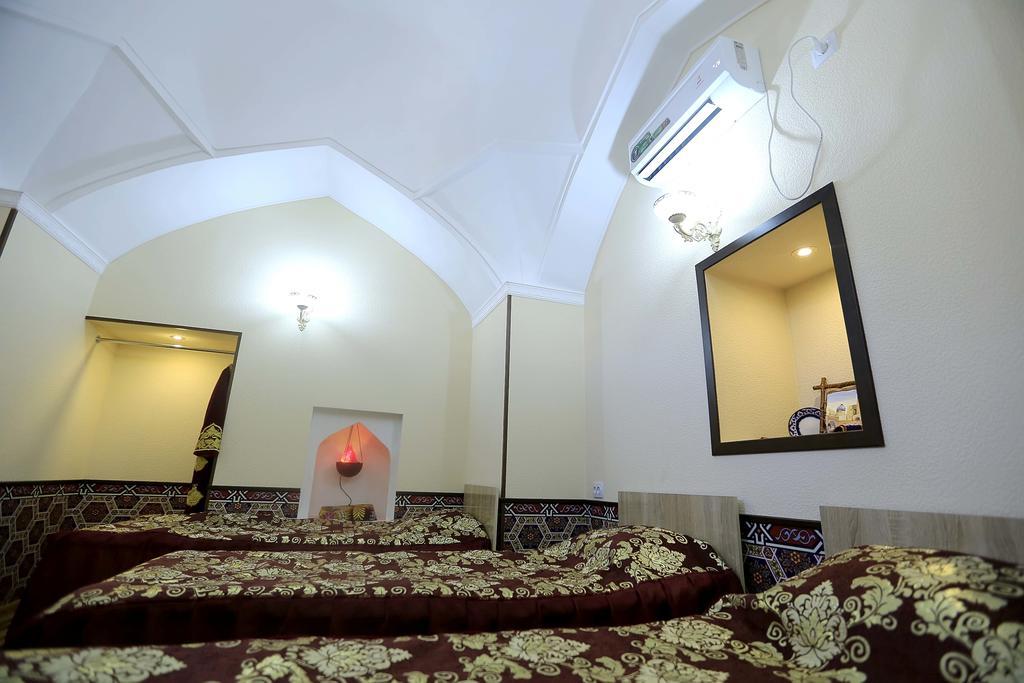 Khurjin Hotel Buchara Zimmer foto
